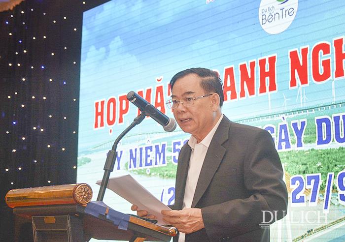 Chủ tịch UBND tỉnh Bến Tre Trần Ngọc Tam phát biểu tại buổi họp mặt  